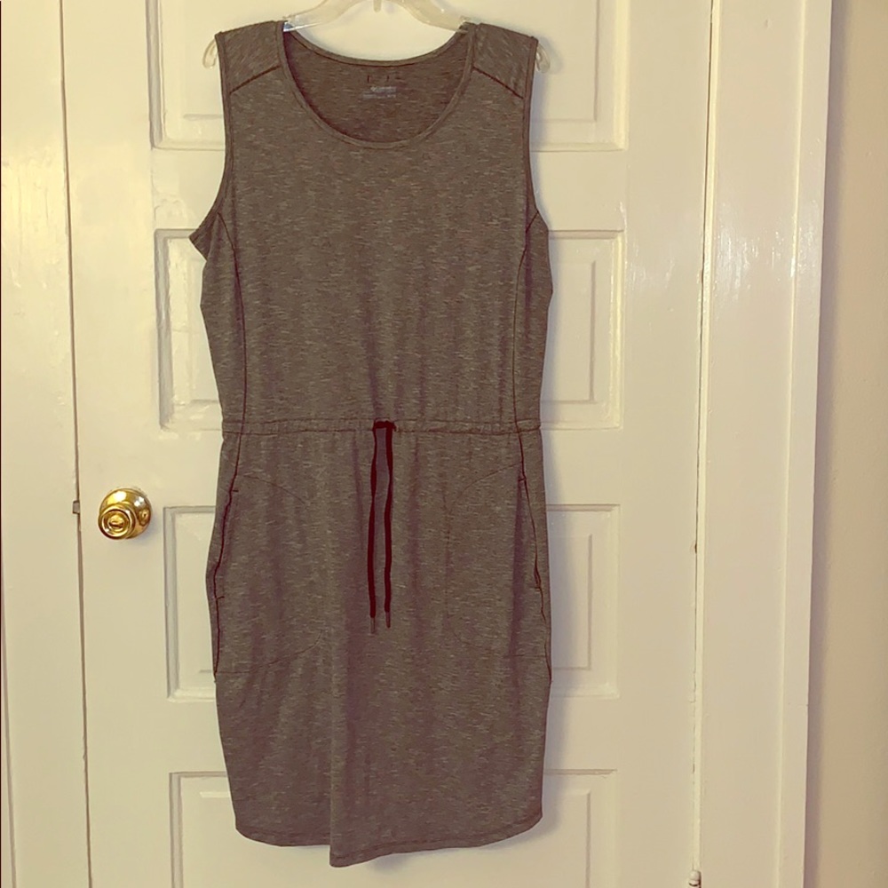 Columbus sport dress gray